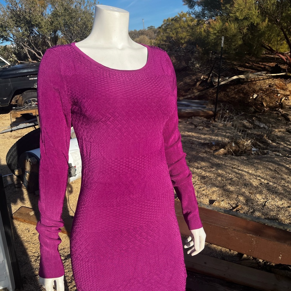 Elegant Magenta Knit Dress